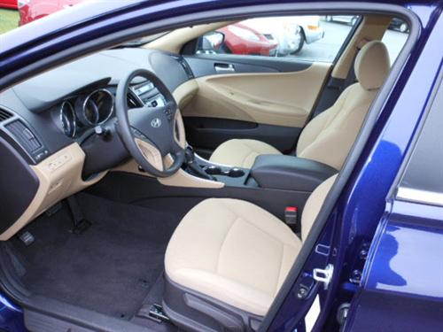 Hyundai Sonata 2011 photo 2