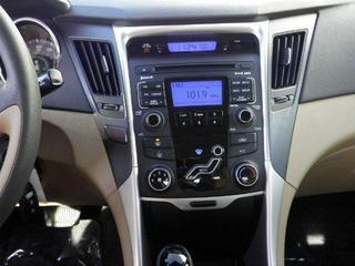 Hyundai Sonata 2011 photo 3