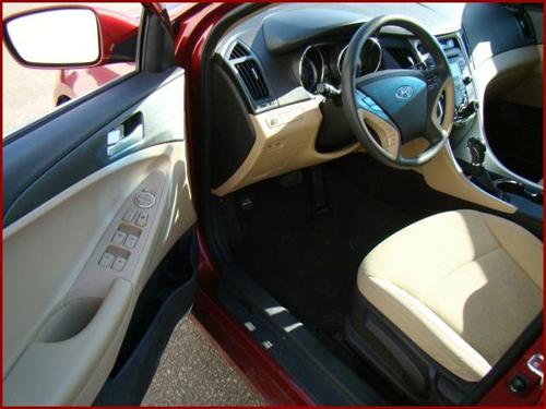 Hyundai Sonata 2011 photo 4