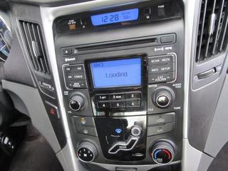 Hyundai Sonata 2011 photo 3