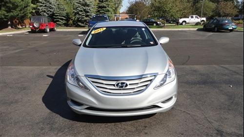 Hyundai Sonata 2011 photo 4