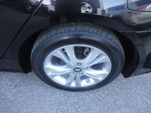 Hyundai Sonata 2011 photo 2