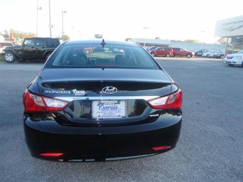 Hyundai Sonata 2011 photo 3