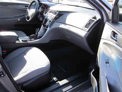 Hyundai Sonata 2011 photo 1