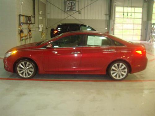 Hyundai Sonata 2011 photo 2