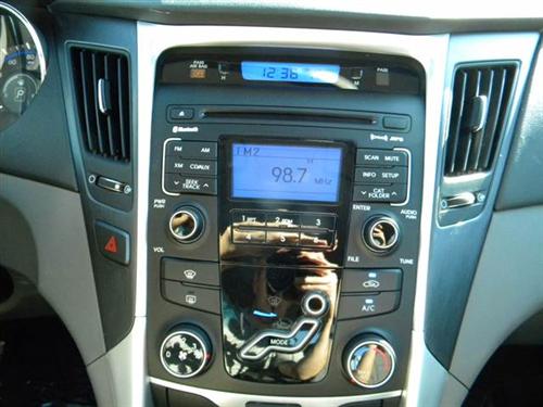 Hyundai Sonata 2011 photo 1