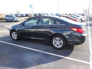 Hyundai Sonata 2011 photo 4