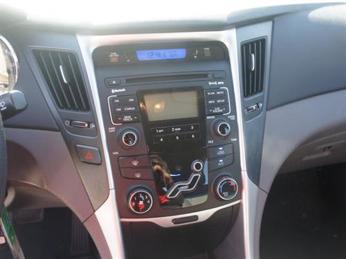 Hyundai Sonata 2011 photo 3