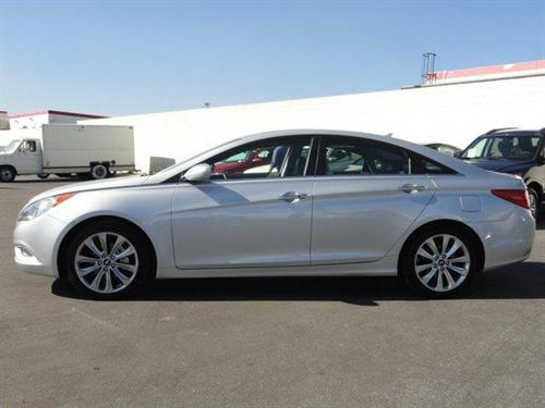 Hyundai Sonata 2011 photo 1