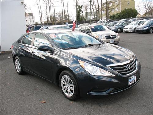 Hyundai Sonata 2011 photo 2