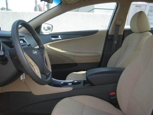 Hyundai Sonata 2011 photo 4