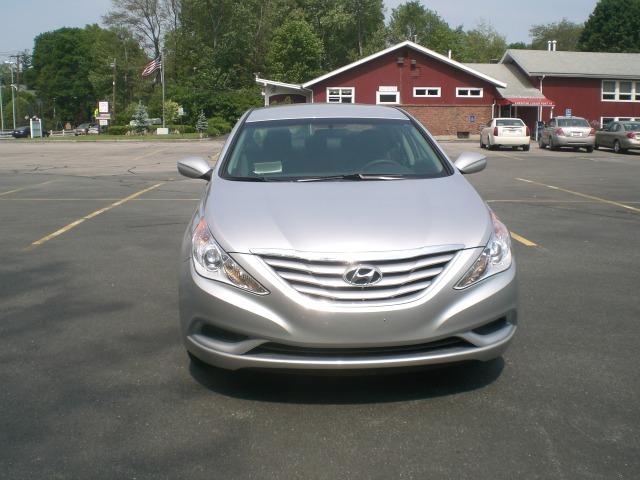 Hyundai Sonata 2011 photo 1