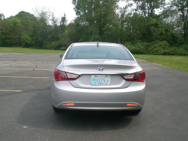 Hyundai Sonata 2011 photo 5