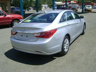Hyundai Sonata 2011 photo 3