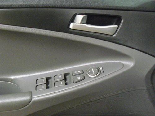 Hyundai Sonata 2011 photo 5
