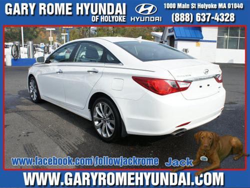 Hyundai Sonata 2011 photo 2