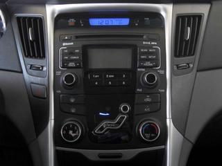 Hyundai Sonata 2011 photo 3