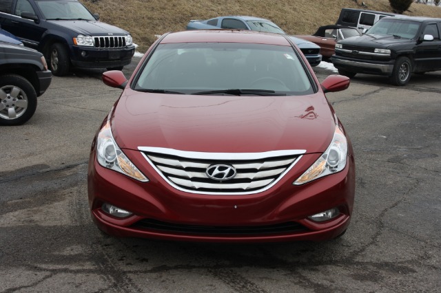 Hyundai Sonata 2011 photo 4