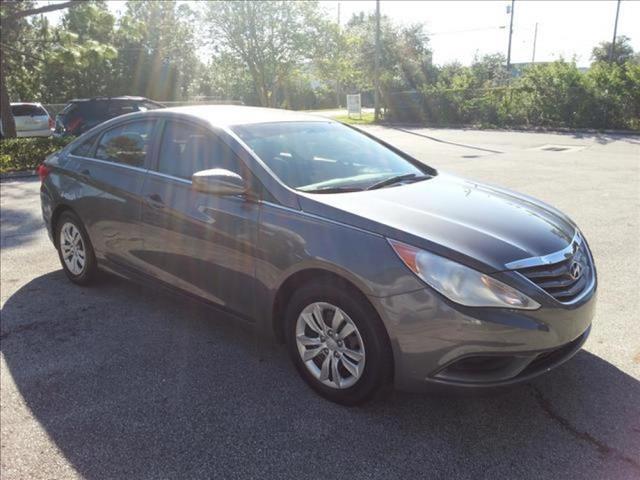 Hyundai Sonata 2011 photo 4