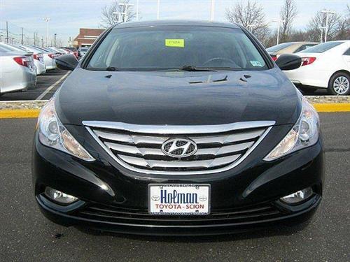 Hyundai Sonata 2011 photo 2