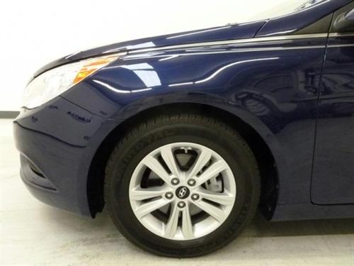 Hyundai Sonata 2011 photo 1