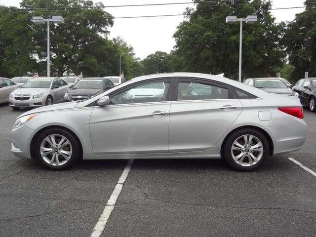 Hyundai Sonata 2011 photo 1