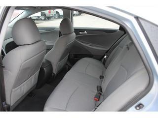 Hyundai Sonata 2011 photo 5