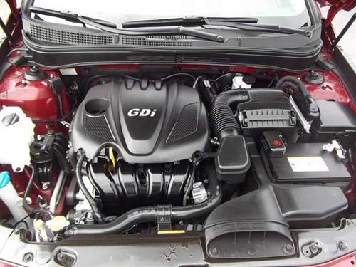 Hyundai Sonata 2011 photo 2