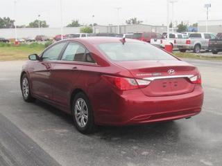 Hyundai Sonata 2011 photo 4