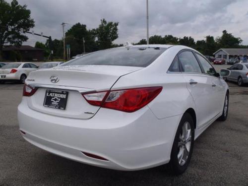 Hyundai Sonata 2011 photo 1