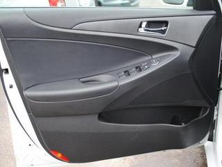Hyundai Sonata 2011 photo 1
