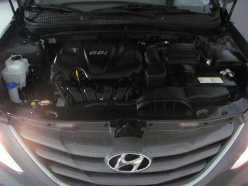 Hyundai Sonata 2011 photo 2