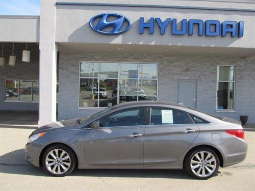 Hyundai Sonata 2011 photo 2