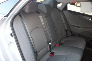 Hyundai Sonata 2011 photo 2