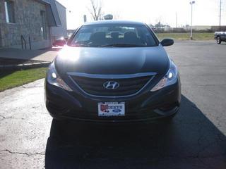 Hyundai Sonata 2011 photo 3