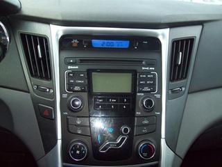 Hyundai Sonata 2011 photo 3