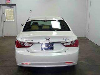 Hyundai Sonata 2011 photo 3