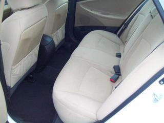 Hyundai Sonata 2011 photo 2