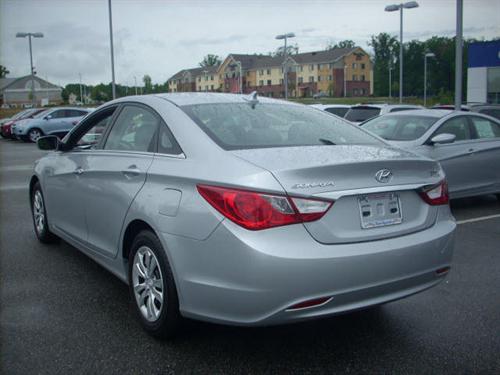 Hyundai Sonata 2011 photo 3