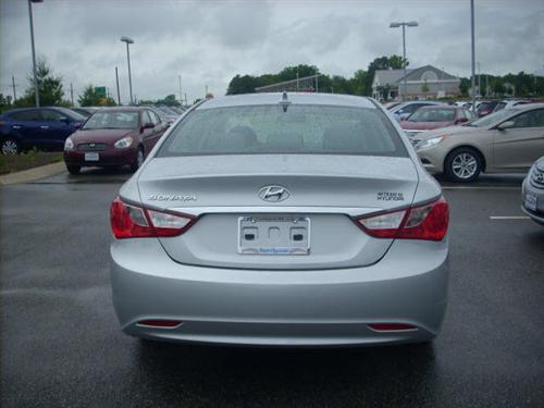 Hyundai Sonata 2011 photo 4