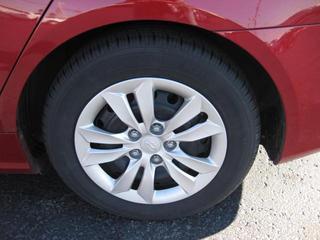 Hyundai Sonata 2011 photo 1