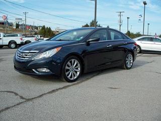 Hyundai Sonata 2011 photo 2