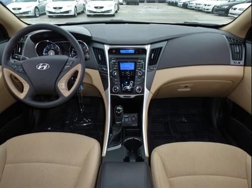 Hyundai Sonata 2011 photo 1