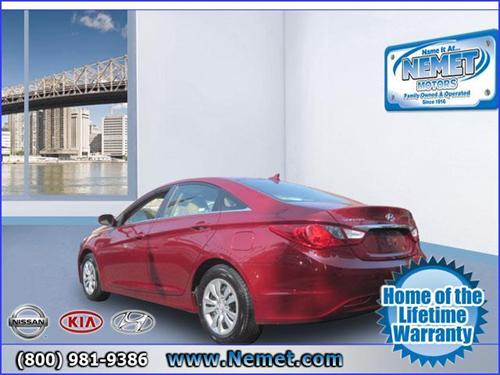 Hyundai Sonata 2011 photo 3