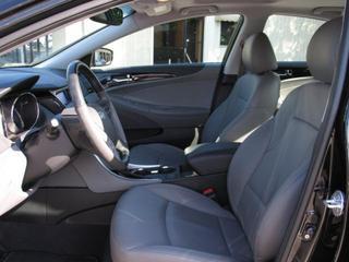 Hyundai Sonata 2011 photo 1