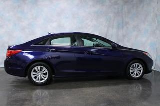 Hyundai Sonata 2011 photo 1