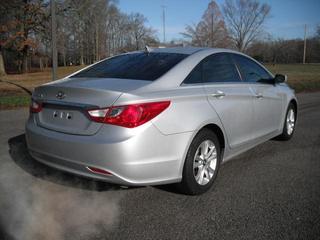 Hyundai Sonata 2011 photo 4