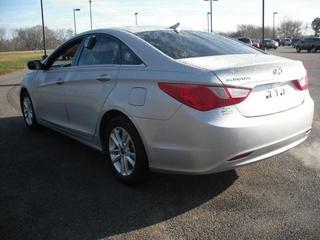Hyundai Sonata 2011 photo 5