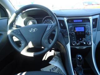 Hyundai Sonata 2011 photo 1