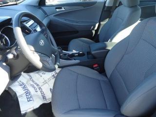 Hyundai Sonata 2011 photo 2